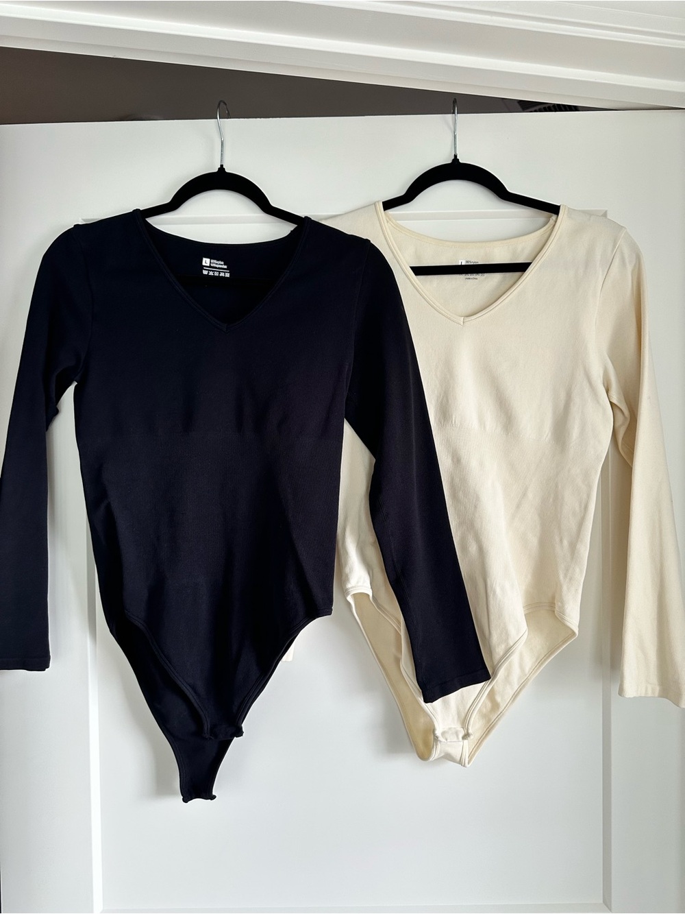 Women's Long Sleeve V-Neck Bodysuit - Black and Cream